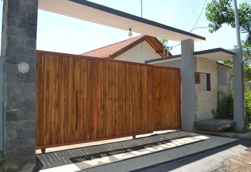 Kondo Villa Labuhan Pandan Экстерьер фото